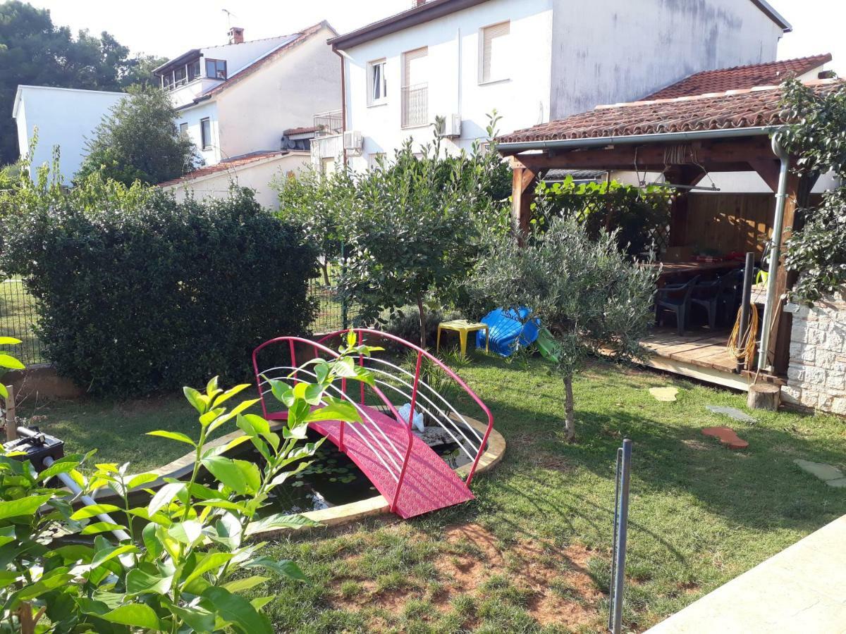 Relax Apartment Pula Exterior foto